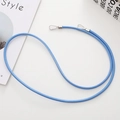 Bandoulière en cuir denim bleu clair avec doubles mousquetons argentés pour sacs - Bleu (K2121-6mm)
