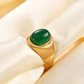 Chevalière en acier doré 10mm avec une grande pierre précieuse ovale verte incrustée - US 7 / Vert