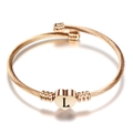 Roségouden kabelarmband met hartvormige hanger en gegraveerde letter L details - Initiaal L