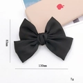 Grande fiocco nero per scarpe da spiaggia, accessorio leggero con clip a molla, 130mm - Clip Attaccata / Fiocco a Doppio Strato (Clip per Scarpe Nera) (K2329)