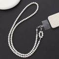 Elegante witte parelmoer telefoonkoord met goudkleurige sluitingen en transparante pad - k1894 + Kaart / Lange Stijl