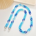 Blaue und weiße Acryl-Kette mit Karabinerverschlüssen für Taschen oder Handys - Gemischtes Blau