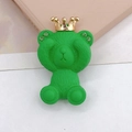 Détail d'accessoire DIY ours à couronne verte avec oreilles en strass et texture - Vert