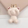 Détail d'une breloque ours rose avec couronne dorée et strass pour accessoires DIY - Rose Fille