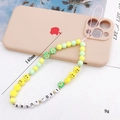 Bunte Acryl-Handykette mit Smiley und Lucky-Buchstaben für die Handyhülle im Set - Gelbe und Grüne Lächeln Stil