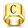 Chevalière en or poli avec lettre C gravée bijoux minimalistes en acier inoxydable - Taille 6 / Style C