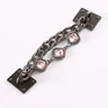 Detailansicht der schwarzen Metallkette mit rosa quadratischen Edelsteinen für DIY-Zubehör - Rosa (K1390)
