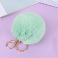 Porte-clés en fausse fourrure vert menthe avec fermoir doré pour sacs et voitures - Boule de Fausse Fourrure de Lapin 8cm / Vert menthe