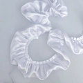 Weiße Satin Rüschenborte mit seidigem Glanz für DIY-Nähen und Heimdekoration Zubehör - 5 cm breit / Weiß