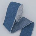 4 cm Jeansband in Denimblau mit ausgefransten Kanten für DIY-Kleidung und Kopfschmuck - Denim-Blau / 4cmx5 Yards