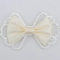 Cremeweiße 3.5cm Polyester-Spitzenschleife für DIY-Puppenkleidung und Handarbeitszubehör - Gelber Doppelohr-Stil