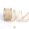 Vue détaillée du ruban organza de 4cm avec motif à carreaux dorés et bords dorés - Spécification Large Grand Rouleau / Champagne