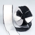 Flauschige Plüsch-Quastenbänder in Schwarz und Weiß für Geschenkboxen und DIY-Bögen - Schleifenstil / Schwarz und Weiß