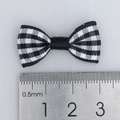 Mini-Schleife mit schwarz-weißem Karomuster für Haustierzubehör und Haarspangen - 3*1,5cm / Schwarz