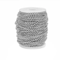 Cadena de bolas plateada en carrete de plástico blanco para joyería DIY de acero - 1.2mm Ancho / Color Acero
