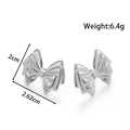 Orecchini a fiocco in acciaio al titanio argento con dimensioni 2cm x 2,62cm - Stile Fiocco (YE-085-Argento) / Argento