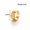 Adjustable golden stainless steel ring with textured finish, weight 4.9g and height 2.02cm - Hammered Irregular Style (MN635) / Gold