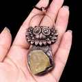 Vintage bronzen uil hanger ketting met onregelmatige natuurlijke gele kristallen steen - Citrien
