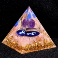 5cm Orgone piramide met Ram symbool, rozenkwarts, amethist en goudfolie voor decoratie - X3 Ram (Amethist En Rozenkwarts) / 5cm