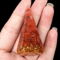 Orgon-Pyramide Ringhalter mit roten Jaspis-Steinen und Blattgold-Harzbasis - Roter Achat