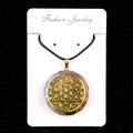Pendentif octogonal en résine de cristal coloré Fleur de Vie avec cordon ciré noir - US 15
