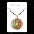 Pendentif Orgone octogonal avec pierres naturelles colorées et géométrie sacrée - Style 39