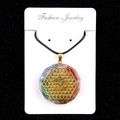 Pendentif octogonal en résine de cristal sept chakras avec symbole Om et motif doré - Style 41