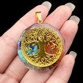 Pendentif octogonal Arbre de Vie doré orné de pierres précieuses naturelles colorées - Arbre de Vie Classique (No. 28)