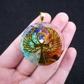 Pendentif hexagonal en résine avec pierres naturelles et croix d'Ankh dorée à la main - Croix d'Ankh Dorée (No. 40)