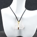 Collana con cristallo di quarzo trasparente a doppia punta e cordoncino nero e oro - Cristallo di rocca
