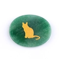 Pietra palmare ovale in avventurina verde con incisione silhouette di gatto dorata - Aventurina verde