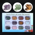 Coffret cadeau de douze souris sculptées en pierres précieuses naturelles et cristaux - Multicolore