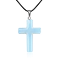 40mm hellblauer Naturkristall Kreuz Anhänger mit schwarzer Kordel und Silberverschluss - Synthetischer Opal
