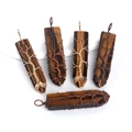 Handgemaakte levensboom tijgeroog kristallen hangers met gouden koperdraad wikkeling - Tijgeroog