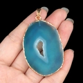 Lake blue natural agate slice pendant with gold plated edges and crystal druzy texture - Blue Agate (Gold Edge)