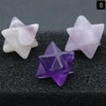 Dreiteiliges Set aus natürlichen lila Amethyst-Merkaba-Stern-Energiesteinen auf Schaum - Amethyst (Einzelstück)