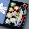 Set de 7 piedras de chakra corazón con colgante de cristal en caja de regalo azul - Juego de Piedras de Corazón Chakra (Con Caja)