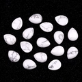 Cabochon di howlite bianca a forma di pera con venature grigie per gioielleria - 12x16mm / Howlite