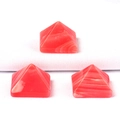 Pyramid shaped red agate gemstone with natural white striped texture on white fabric - 14mm / Rhodochrosite (Synthetic)