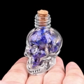 Flacon tête de mort en verre avec pierres lapis-lazuli et bouchon en liège - Lapis-lazuli