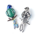 Spilla pendente a pappagallo colorato con testa blu e trama effetto malachite - Malachite (Sintetico)