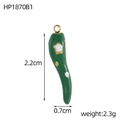 Detailansicht eines 2,2 cm grünen Emaille-Chili-Anhängers mit Sternen für DIY-Schmuck - Grüner Chili-Pfeffer Anhänger (HP1870B1)