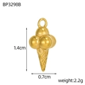 Λήψη macro του χρυσού μενταγιόν παγωτό με ύψος 1,4cm και λεπτομέρειες στην υφή του - Στυλ Παγωτού (BP3298B)