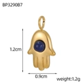 Détail du pendentif Main de Fatma en acier inoxydable doré avec pierre bleue - Pendentif Main De Fatma Look Lapis-Lazuli (BP3290B7)