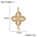 Detailansicht eines goldfarbenen geometrischen Anhängers mit Maßen 1,8cm x 1,3cm - Weiße Vierblättrige Blume Verbinder (BP3127B0W1-1)