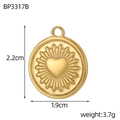 Vista dettagliata del ciondolo a cuore dorato con dimensioni 2,2 cm di altezza e 1,9 cm - Stile Rilievo Sacro Cuore (BP3317B)