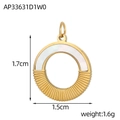 Detail van een ronde hanger met witte schelp en straaltextuur, hoogte van 1,7 centimeter - Ronde Radiale Patroon Schelp Hanger (AP33631D1W0)