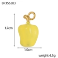 Vista dettagliata di un ciondolo mela gialla con asola dorata, 1,7 cm per 1,0 cm - Stile Mela Gialla (BP3563B3)
