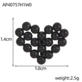 Vista detallada de un dije de corazón con cuentas negras de 1,4 cm por 1,8 cm para joyería - Estilo de Corazón de Cuentas Negro (AP40757H1W0)