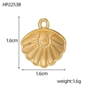Detailed macro view of golden shell charm with striped texture, 1.6cm size and weight info - Shell Style (HP2253B)